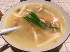 -在湖边私厨小馆