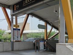 -锦秋路-停车场