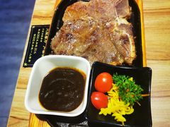 -菲尼克斯牛排店(杉杉奥特莱斯店)