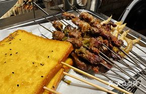 Juicy White Skewers