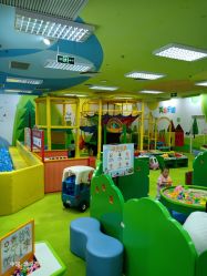 -莫莉幻想儿童乐园(北京金隅嘉品店)