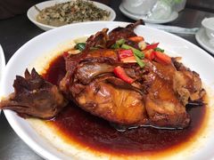 稻草鸡-芦茨金富饭庄·25年老字号·专做稻草鸡