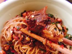 牛肉拌粉-万方圆拌粉瓦罐汤(滕王阁旗舰店)
