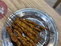 -江城燕子大排档(江汉路步行街店)