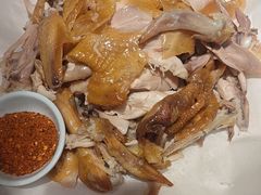 -头上红煨盐鸡·非遗院子餐厅