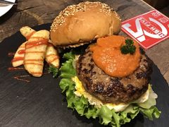 -HIGH FIVE哈福手工汉堡(桂林路店)