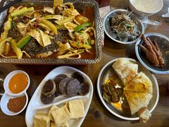 -88号小吃店·经典云南菜·地道纳西美食