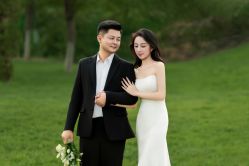 -都市丽人婚纱摄影