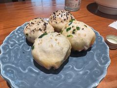 鹅肝和牛生生煎-鑫震源·苏式大虾生煎(山塘街店)