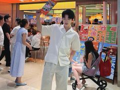 -王府井百货熙地港店