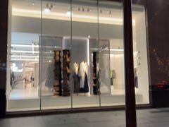 -ZARA(上海时代广场店)