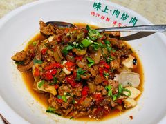 老坛辣椒炒肉-味上湘菜馆(岳麓山店)