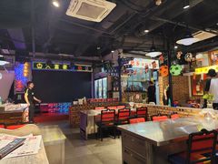 -马路牙子烧烤音乐酒馆(望京店)