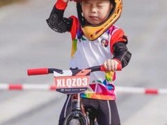 -八爪矩阵极限运动馆·儿童平衡车·感统训练(南海子公园校区)