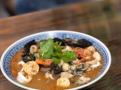 -亚忠小吃店(曾厝垵店)