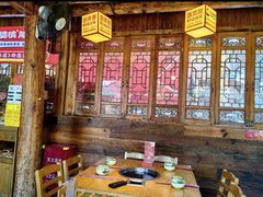 -阿婆情腊排骨火锅(金虹路店)