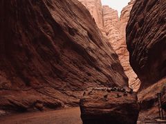 -天山神秘大峡谷