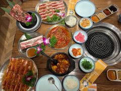 -明洞阿姨·韩式酱蟹烤肉·创意料理(三元桥店)