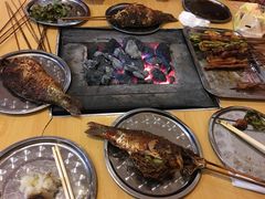 -峨眉一绝姐妹烧烤(峨眉花园店)