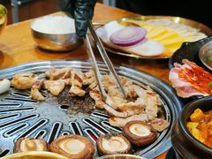 -黑豚黨韩国烤肉料理(悦然时光店)
