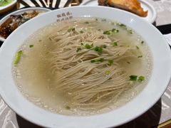 白汤面-松鹤面馆·古法焖肉面(观前店)