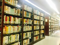 -中国人民大学图书馆新馆