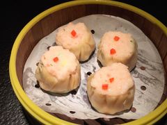 鲜虾流心烧麦-蝴蝶里·粤菜·点心(龙湖天街&滨江店)