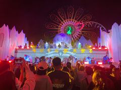 -七彩云南欢乐世界