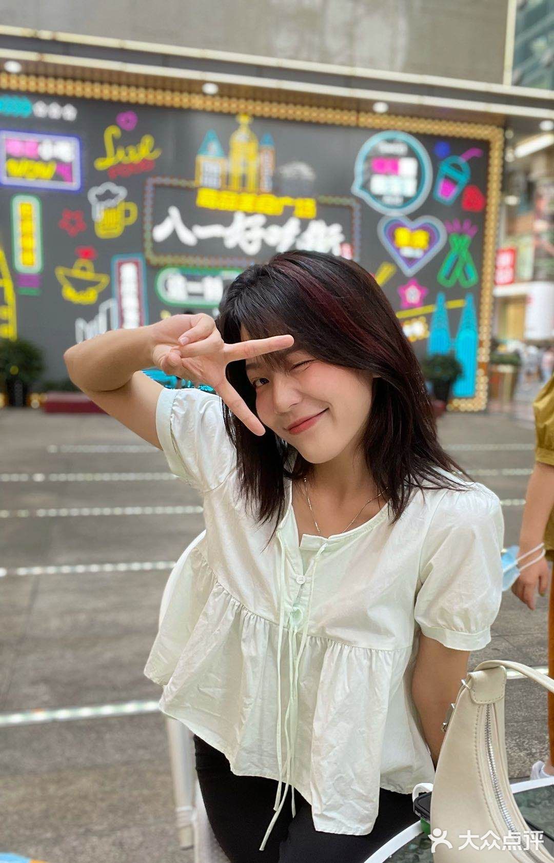本地人推荐美食广场 八一好吃街 特色美食一条街
