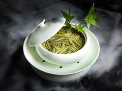 -洪氏嗨捞·广东猪肚鸡·椰子鸡火锅(西咸万象城店)