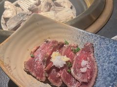 生吃雪花和牛-铭牛烧肉·和牛海鲜自助(高新月牙湖店)