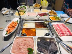 -海底捞火锅(旭辉MALL店)