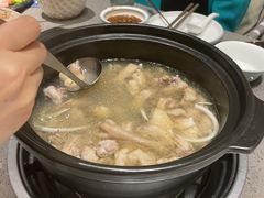 -东椰·海南椰子鸡火锅(朝阳门店)