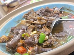 -钟掌勺忘不了地道湘菜(新天地假日广场店)