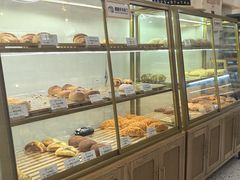 -提亚烘焙·手作面包·生日蛋糕(七星店)