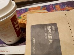 鸡肉火腿帕尼尼ST-肯德基(李家沱店)