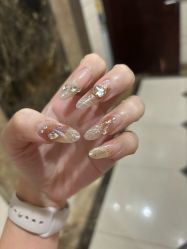 -尤米一站式美甲美睫