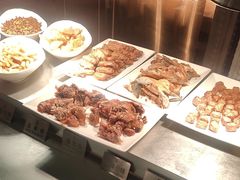 -荣誉国际酒店-云顶旋转餐厅