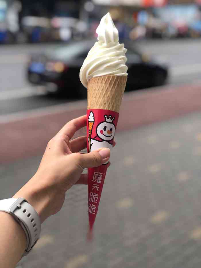 蜜雪冰城-"以前经常在蜜雪买东西,但是今天去这家买东.