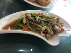 -覃记海鲜美食餐厅