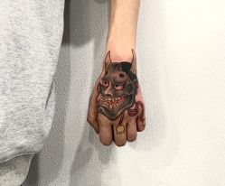 点击看大图 -龙之吻专业刺青·手工耳洞·纹身去色