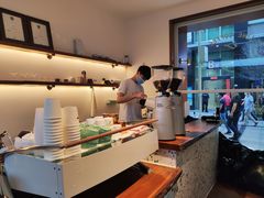 -Line 咖啡(石厦花园店)