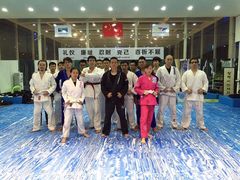 -拳霸泰拳MMA综合格斗搏击馆(浦东馆)