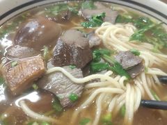 -小马牛肉面·牛骨熬制(南京博物院店)