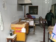 -老潼关港口肉夹馍(秦东店)