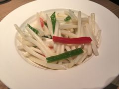 -纳鲁孜·新疆特色餐厅(上海悦荟广场店)