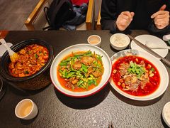 -万重锦·人文川菜馆(骡马市店)