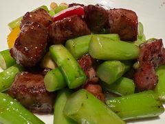 沙茶酱牛肉炒芥兰-晓粤·惹味粤菜(凯德乐峰广场店)