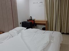 -鑫雅居公寓(广州南站地铁站店)