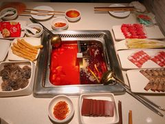 -海底捞火锅鲜切牛肉主题店(长寿路店)